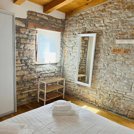 Stone House Istria 普拉