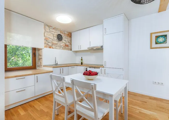 아파트 Stone House Istria